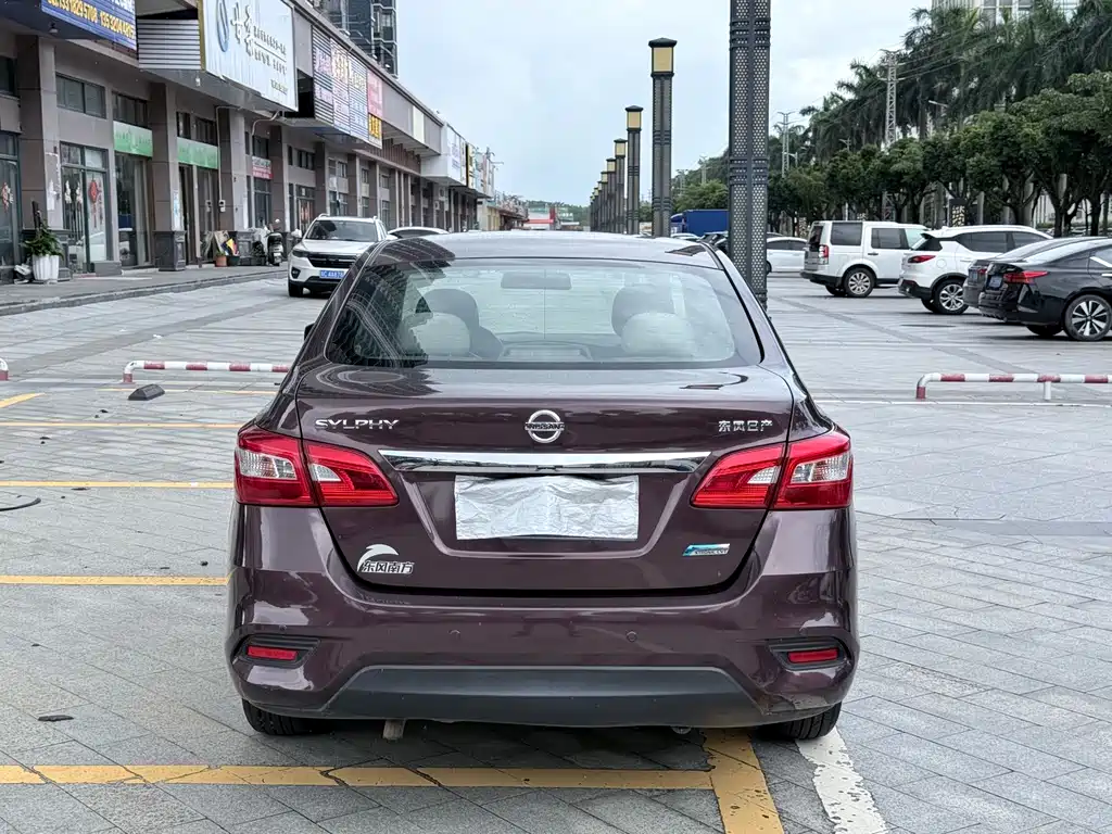 Nissan Sylphy — миниатюра 8