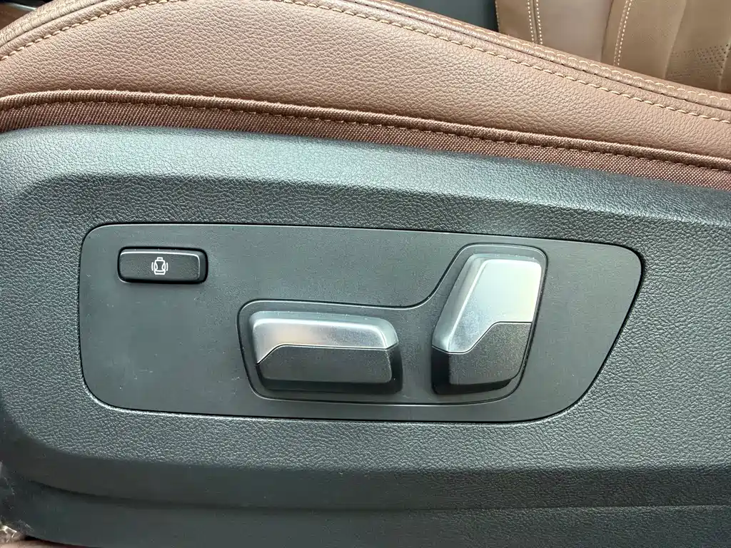 BMW X5 (Import) — миниатюра 7