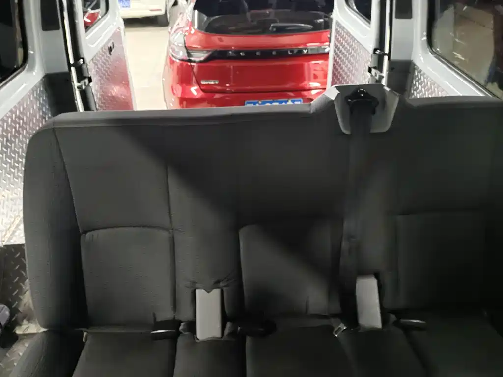 JMC Tesla — миниатюра 8