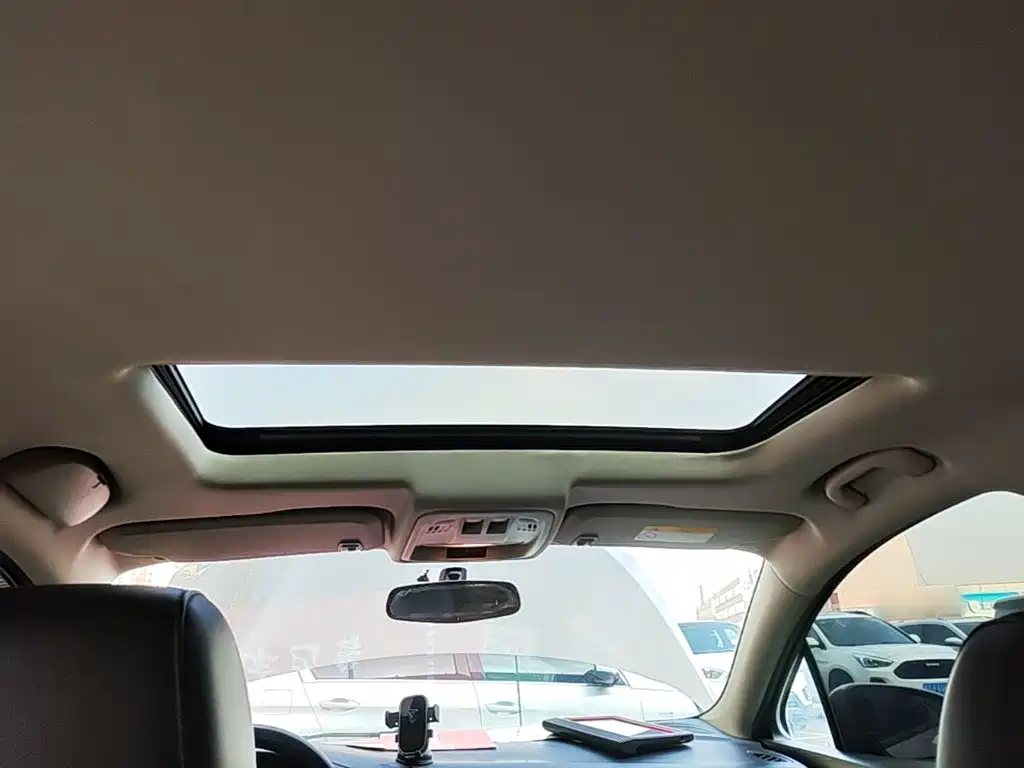 Buick Verano — миниатюра 18