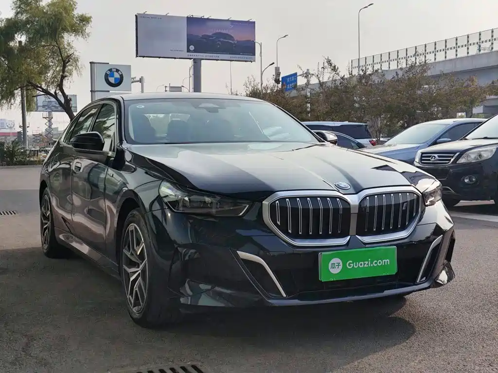 BMW i5 — миниатюра 4