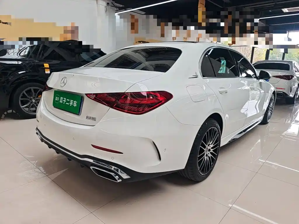 Mercedes-Benz C-Class — миниатюра 7