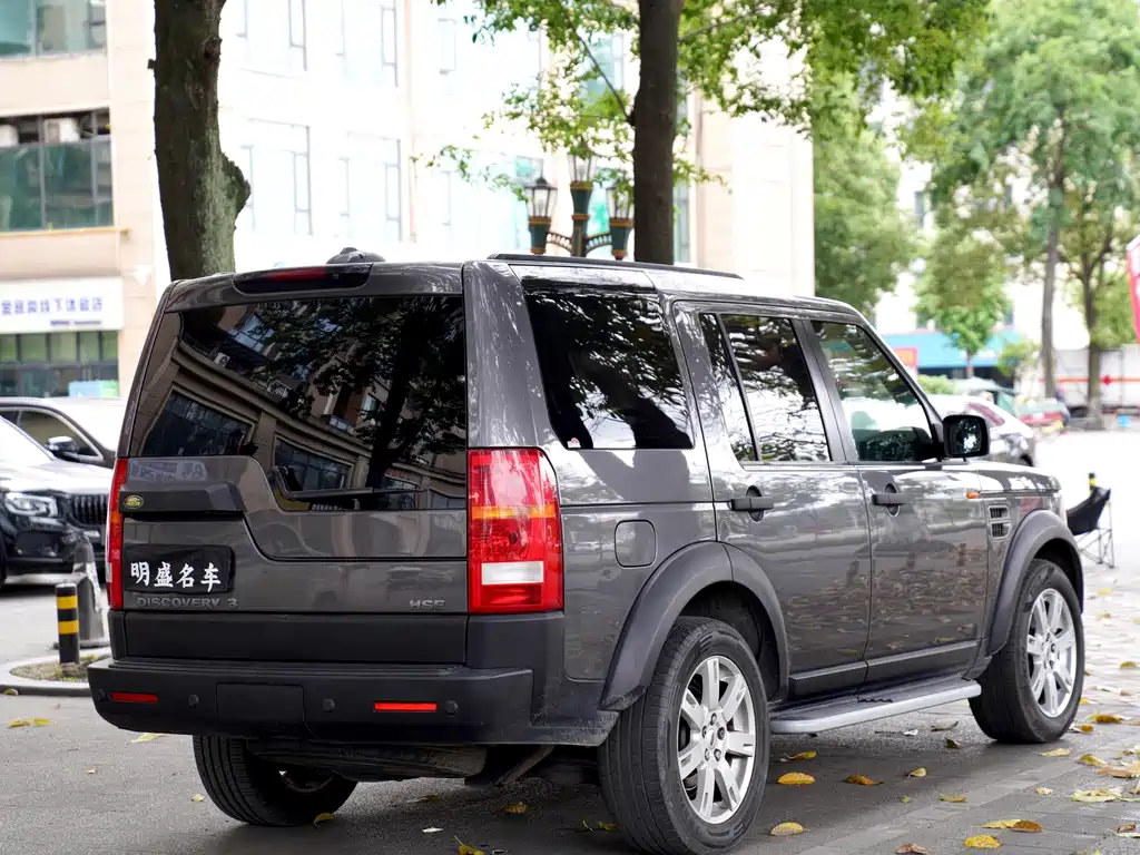 Land Rover Discovery — миниатюра 6
