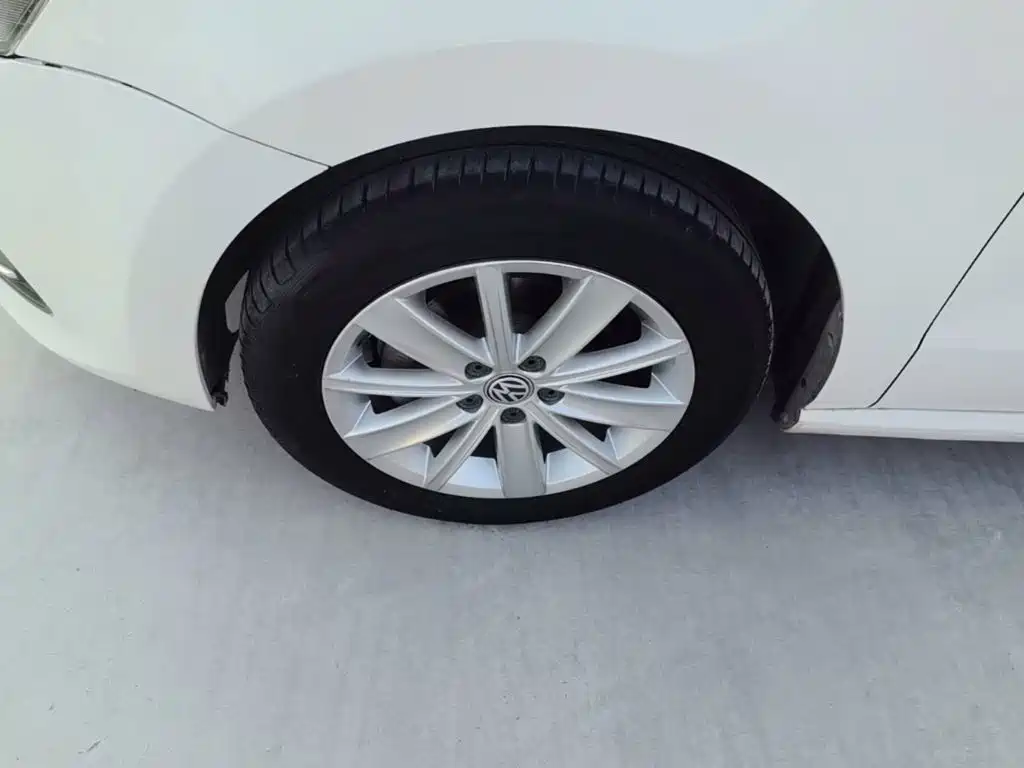Volkswagen Polo — миниатюра 23