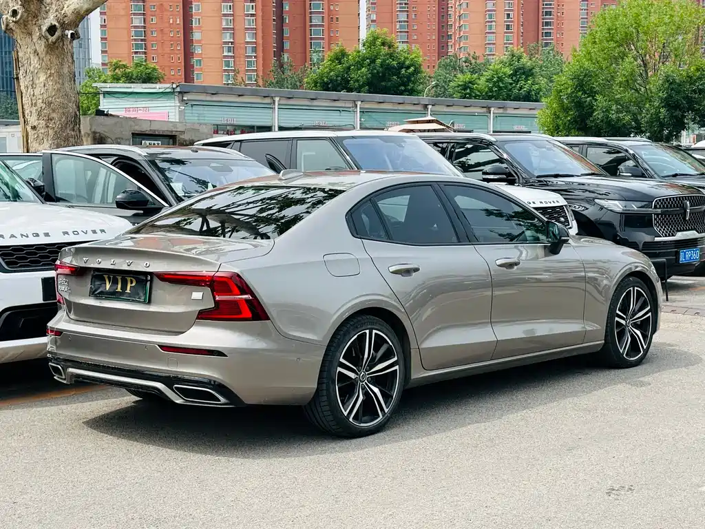 Volvo S60 2021 T8 E Sport
