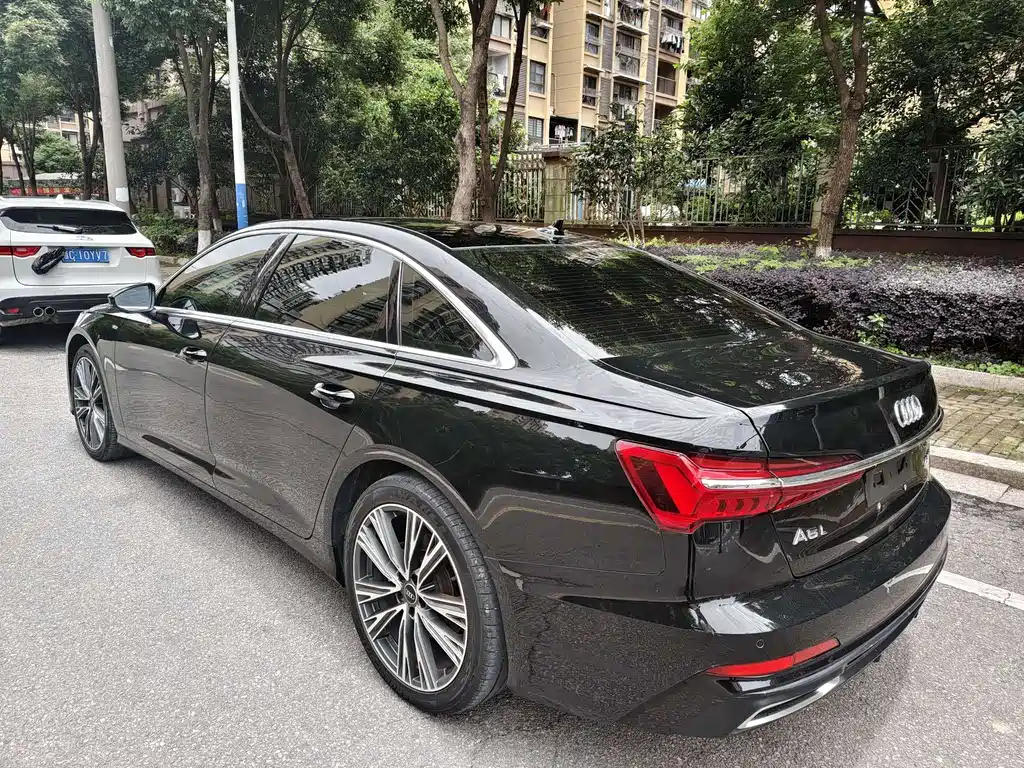 Audi A6L — миниатюра 7