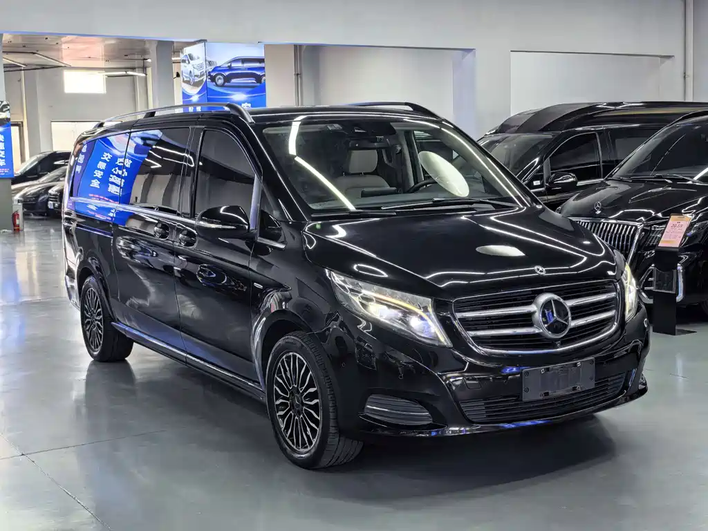 Mercedes-Benz V-Class — миниатюра 16