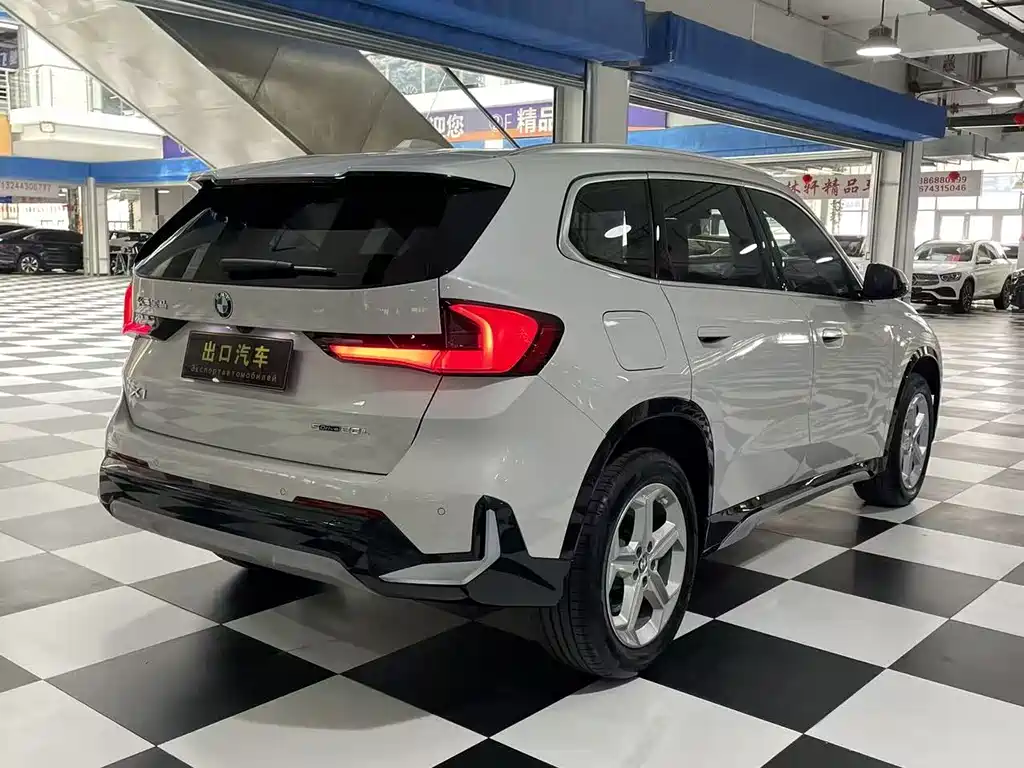 BMW X1 — миниатюра 9