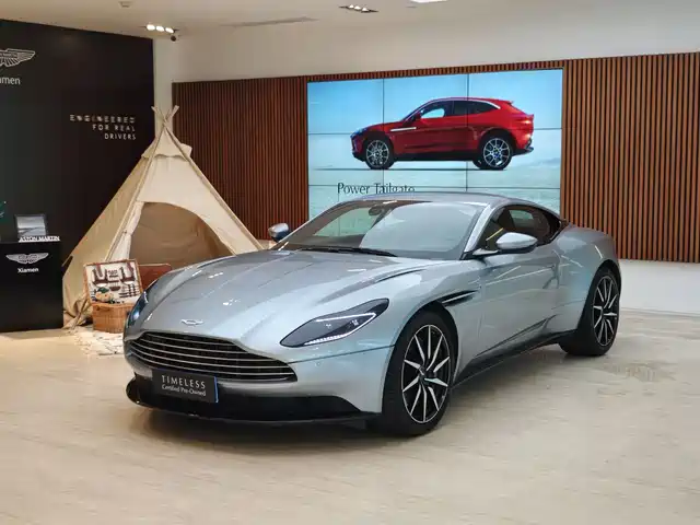 ASTON MARTIN  DB11 2019