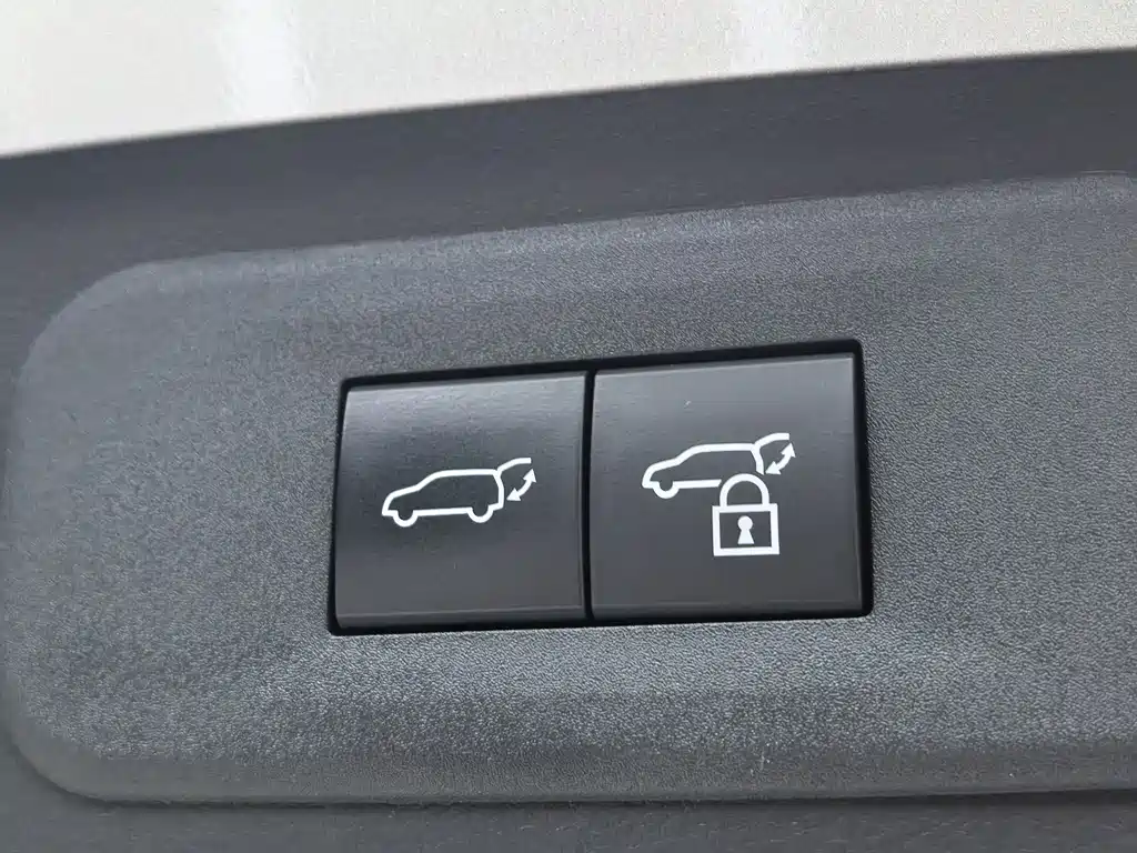 Lexus NX — миниатюра 34
