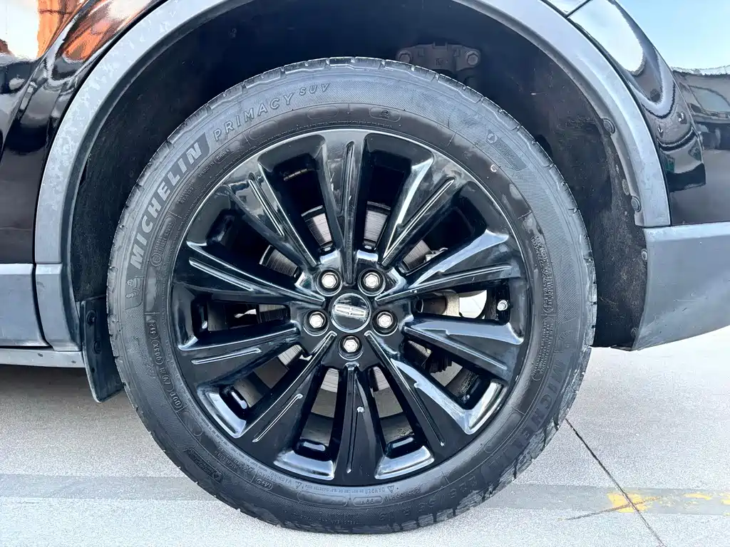 Lincoln Corsair — миниатюра 14