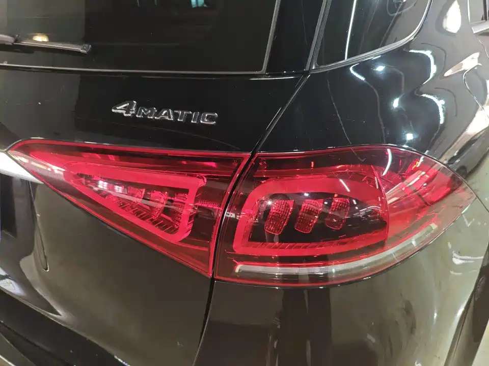 Mercedes-Benz GLE (Import) — миниатюра 12
