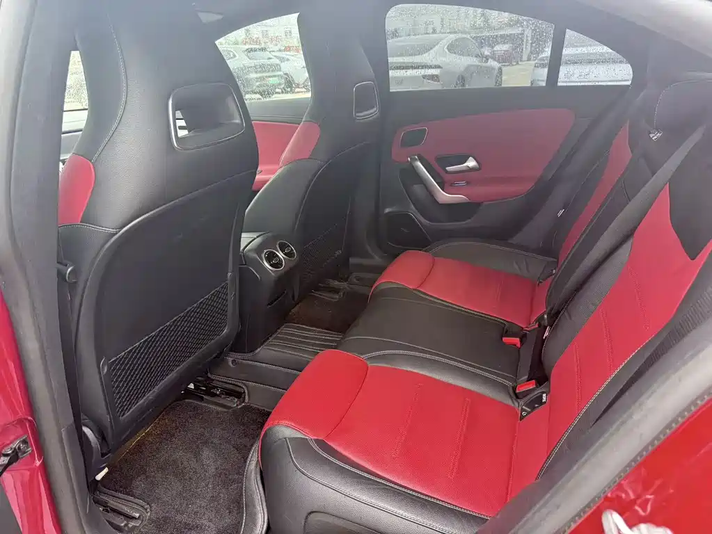 Mercedes-Benz CLA AMG — миниатюра 7