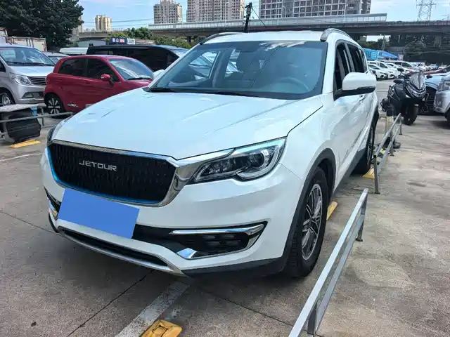2021 JETOUR X70
