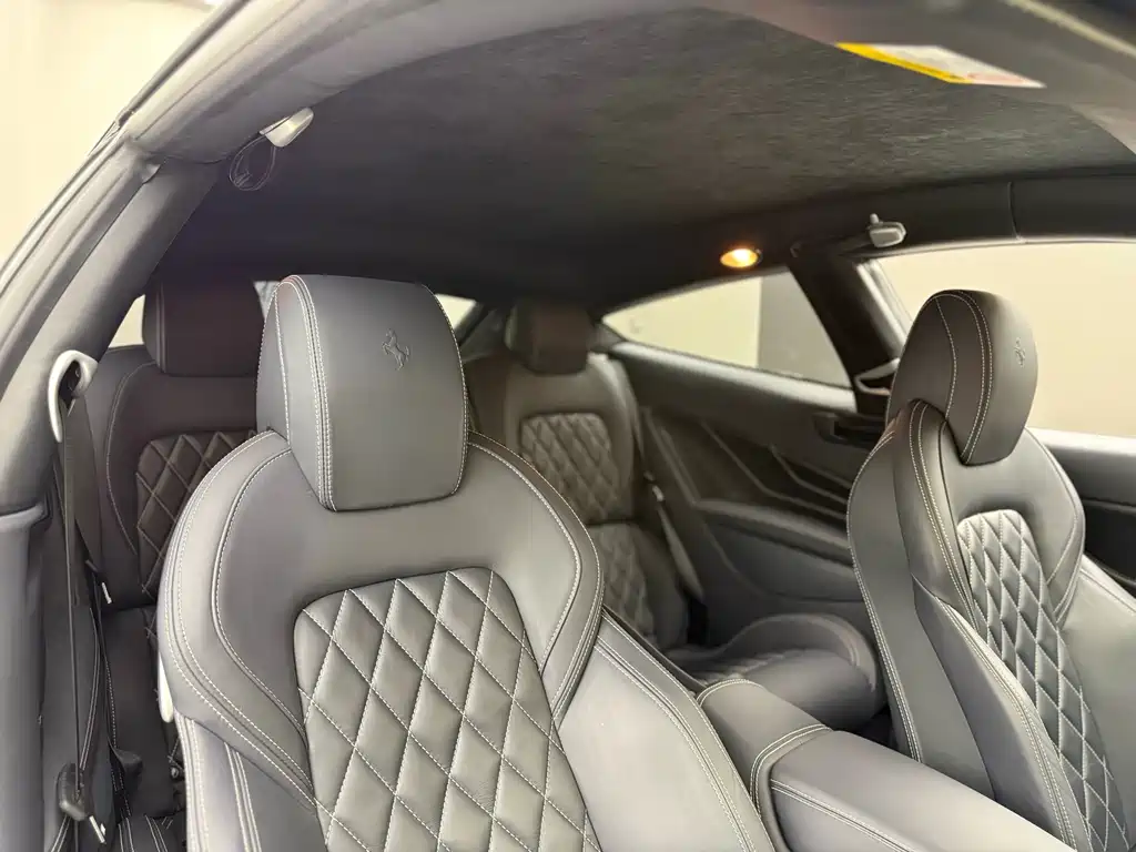 Ferrari FF — миниатюра 20