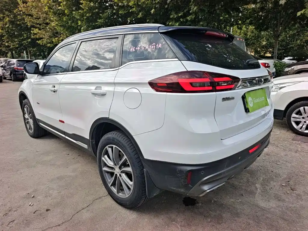 Geely Boyue — миниатюра 5