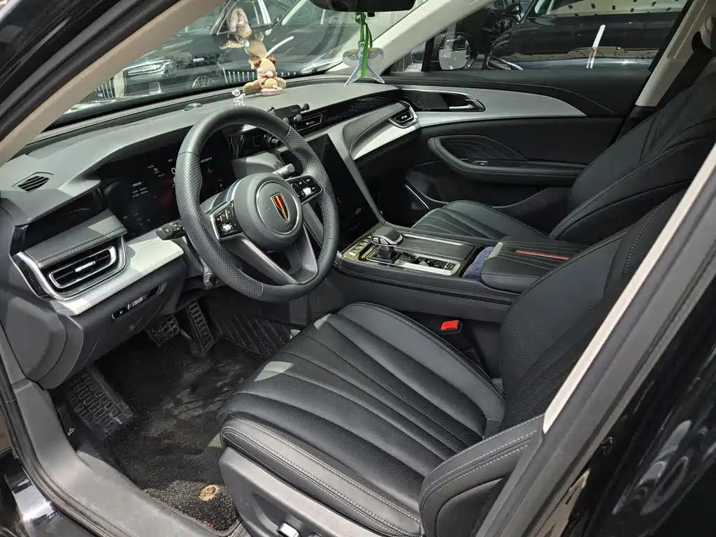 Hongqi Hongqi H5 — миниатюра 7