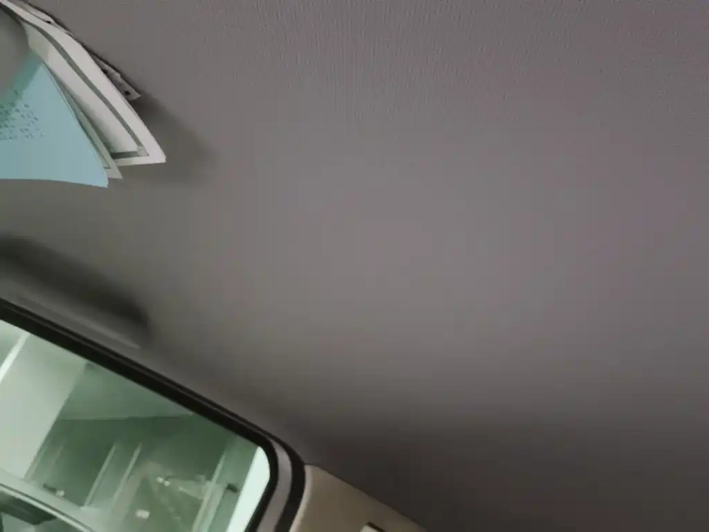 Wuling MINIEV — миниатюра 18