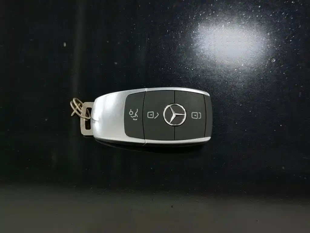 Mercedes-Benz GLC — миниатюра 19