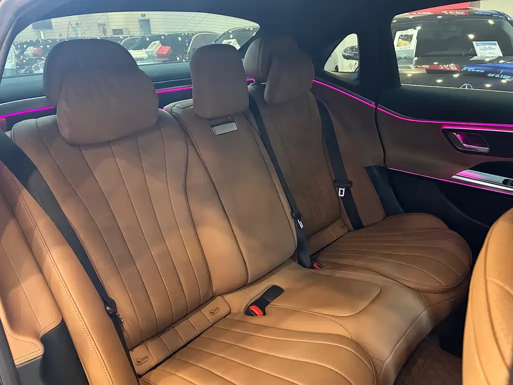 Mercedes-Benz E-Class — миниатюра 19