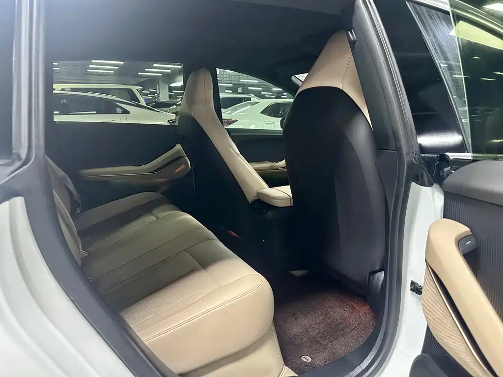 NIO ET5T — миниатюра 8
