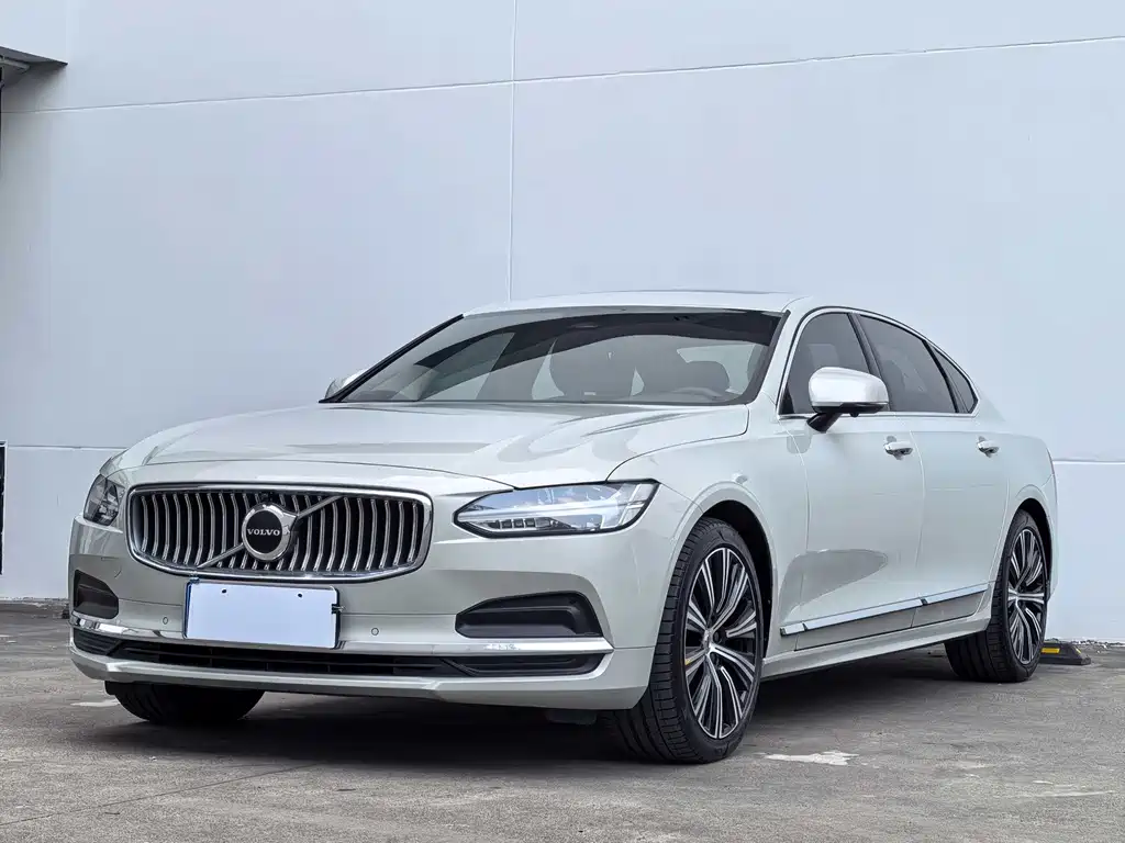 Volvo S90 2022