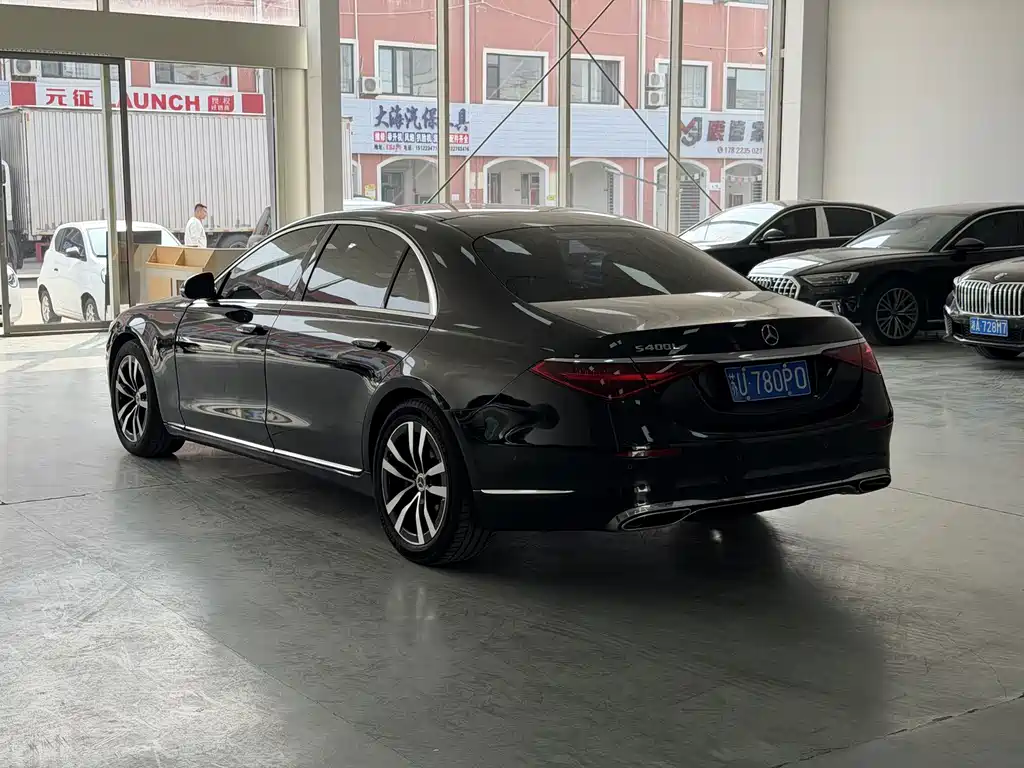 Mercedes-Benz S-Class — миниатюра 7