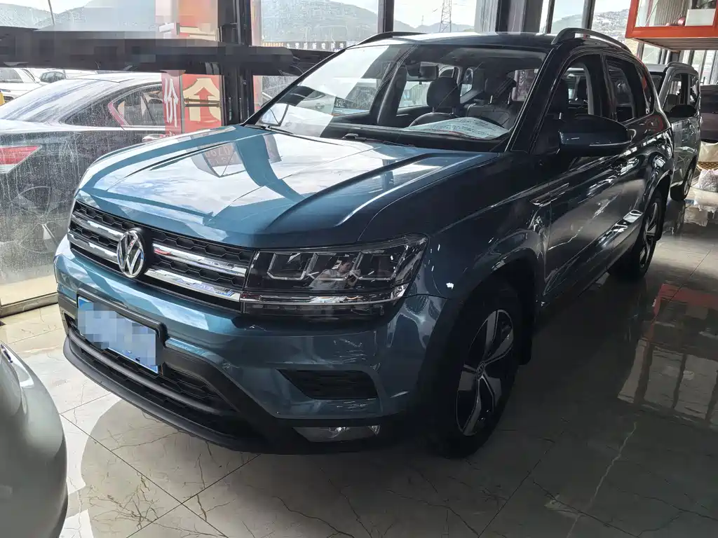 2020 Volkswagen Tiguan - zdjęcie 1 z 11