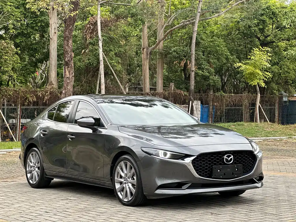 MAZDA 3 ANGKESAILA