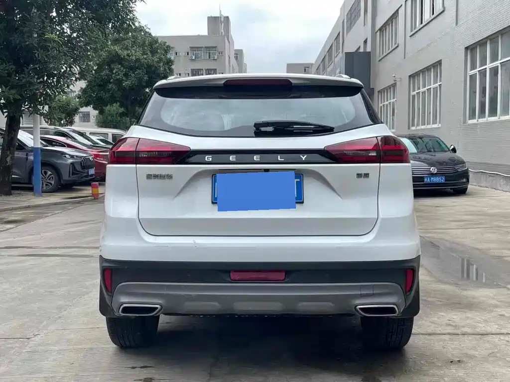 Geely Boyue — миниатюра 4