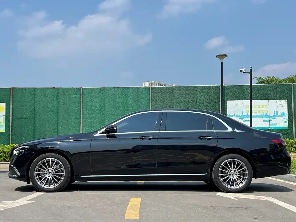 Mercedes-Benz E-Class E 2023 E 260 L
