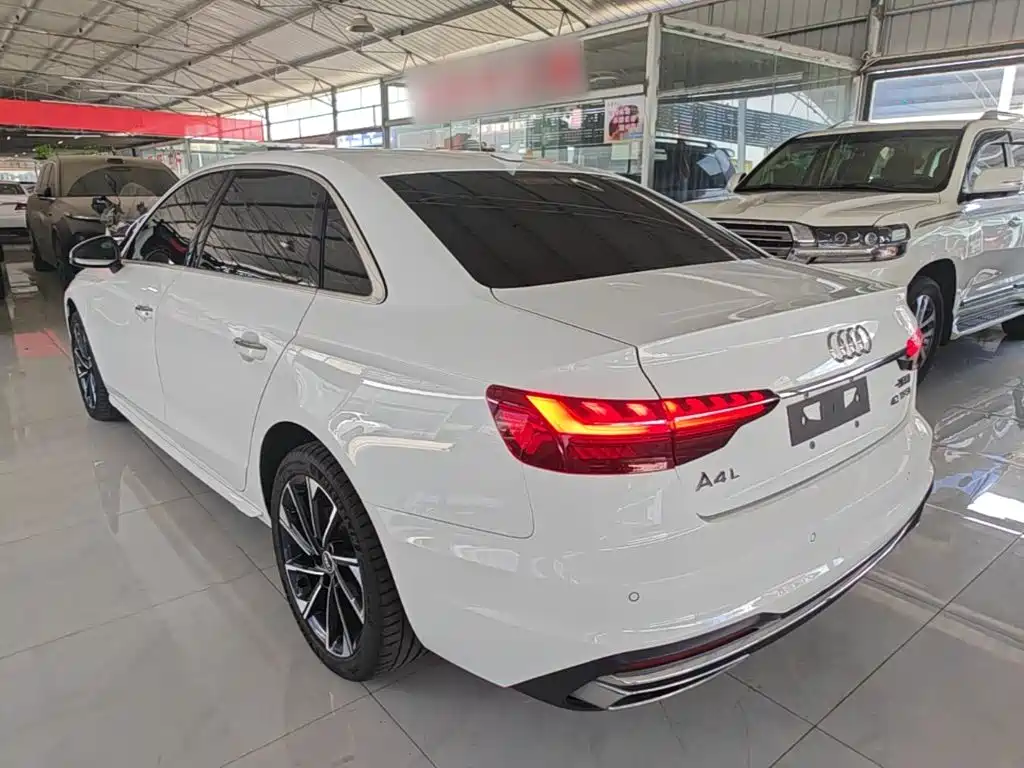 Audi A4L — миниатюра 5