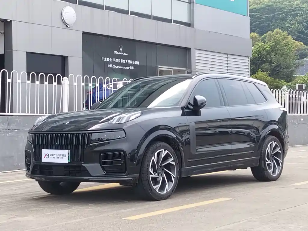 Lynk & Co 09 EM-P