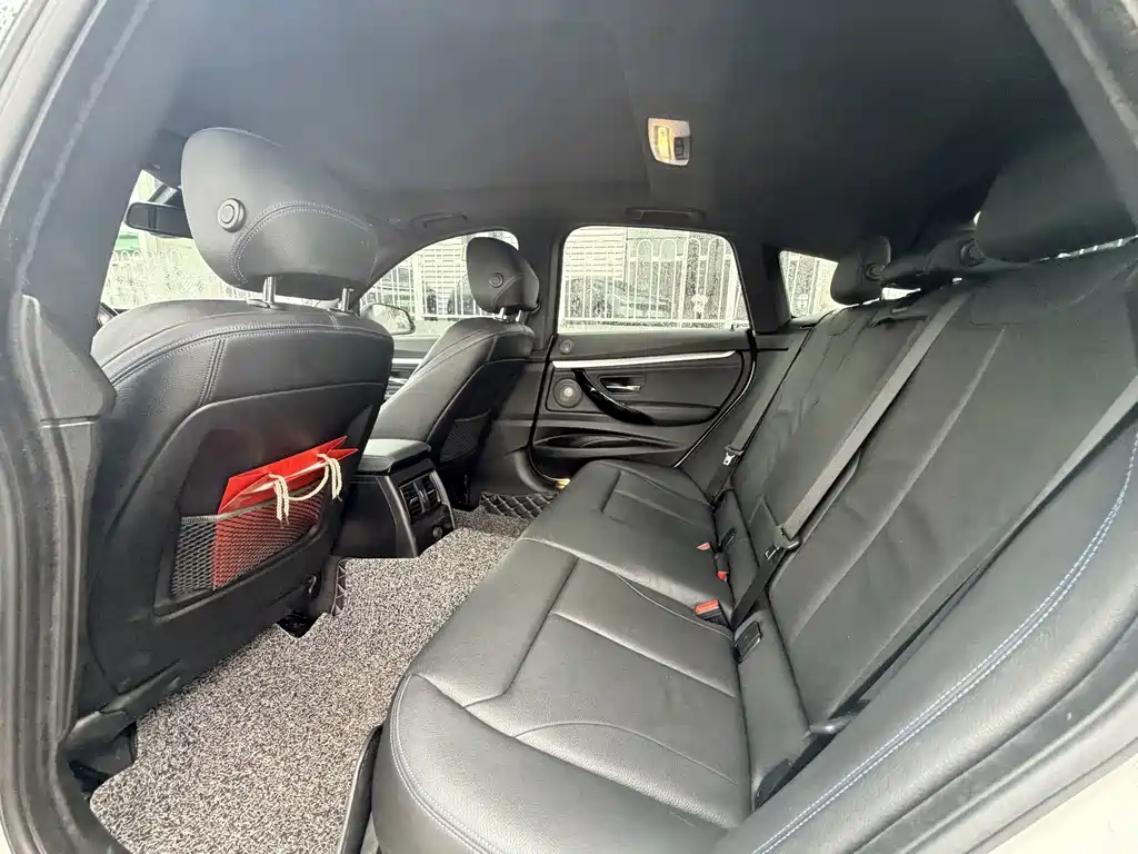 BMW 3 Series GT — миниатюра 11