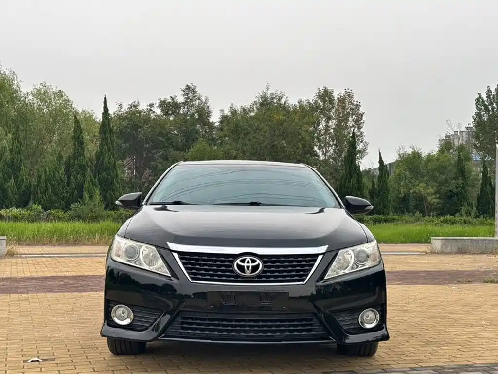 Toyota Camry — миниатюра 2