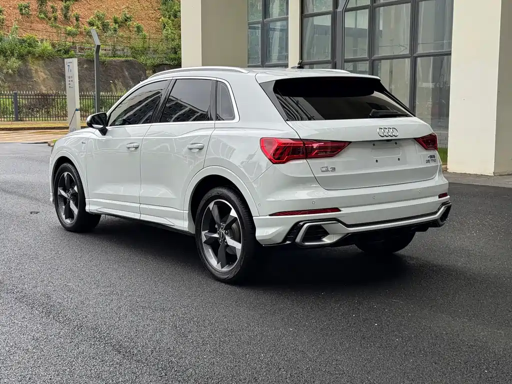 Audi Q3 — миниатюра 9