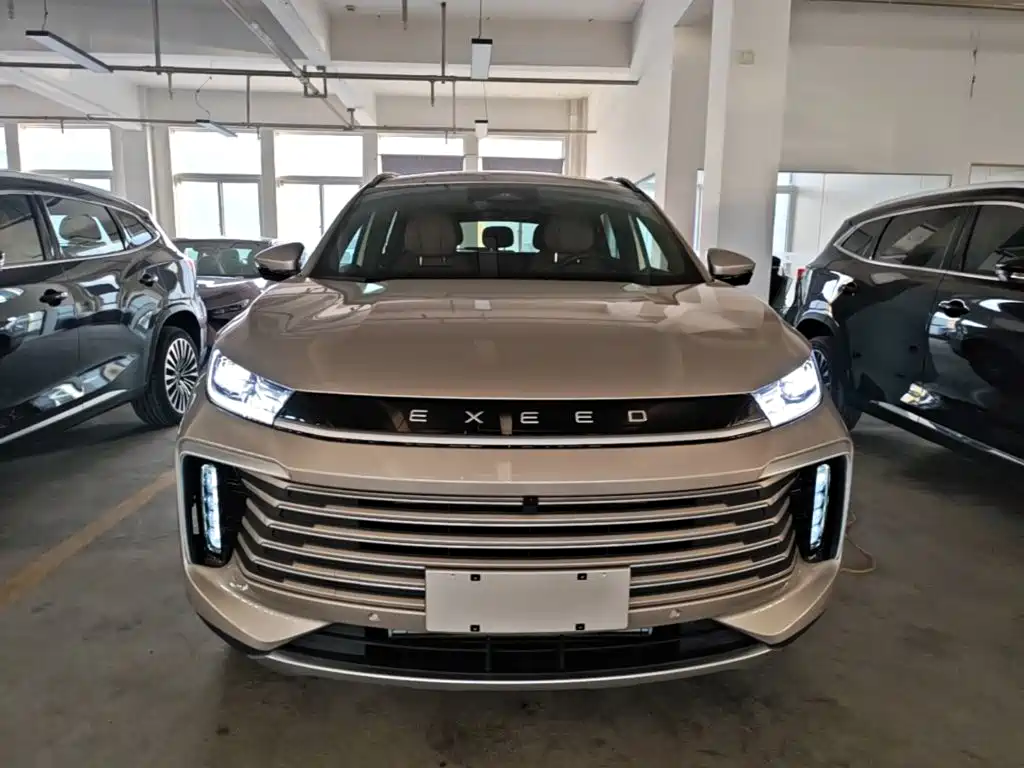 Exeed Lingyun — миниатюра 3