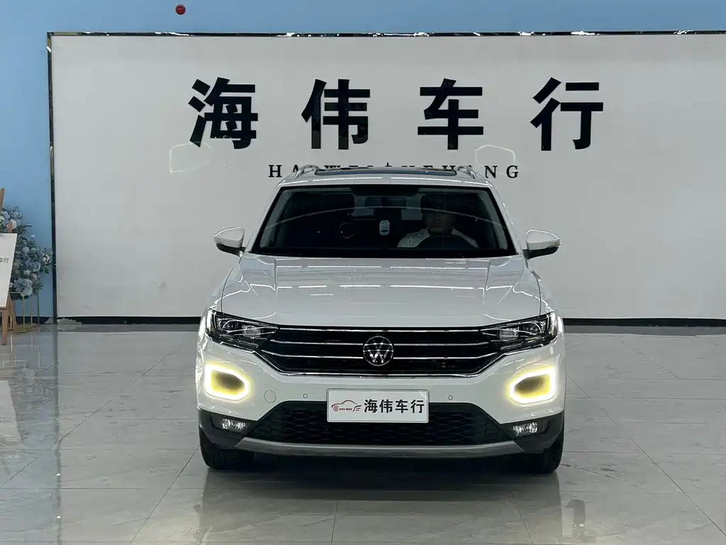 Volkswagen T-Roc — миниатюра 2