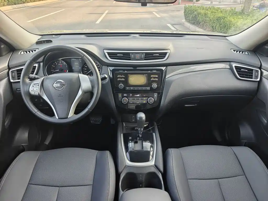 Nissan X-Trail — миниатюра 6