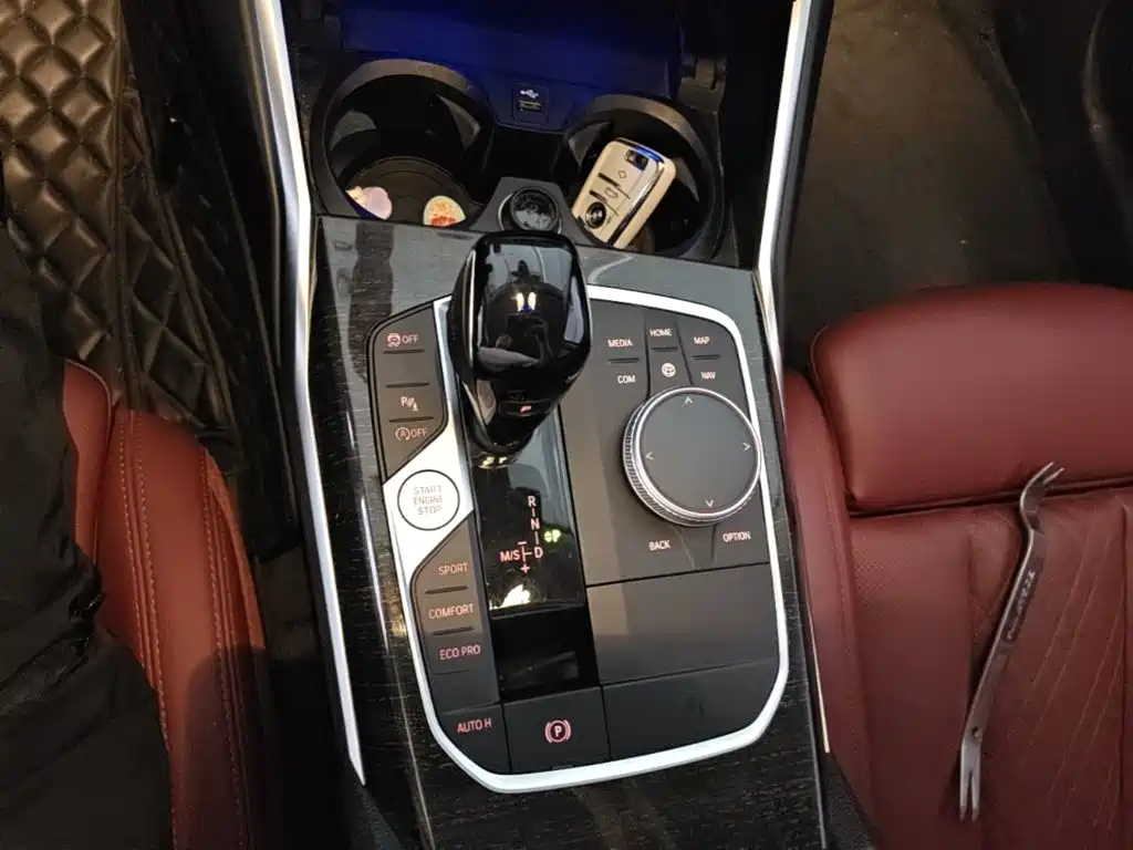 BMW 3 Series — миниатюра 14