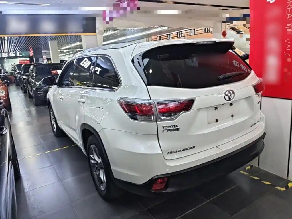 Toyota Highlander — миниатюра 5