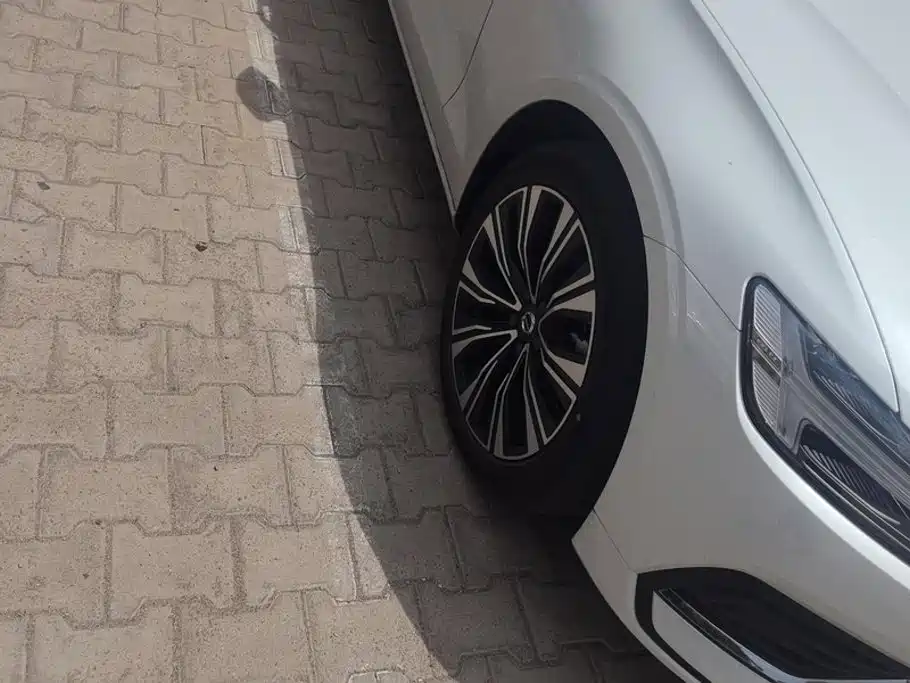 Volvo S60 — миниатюра 6