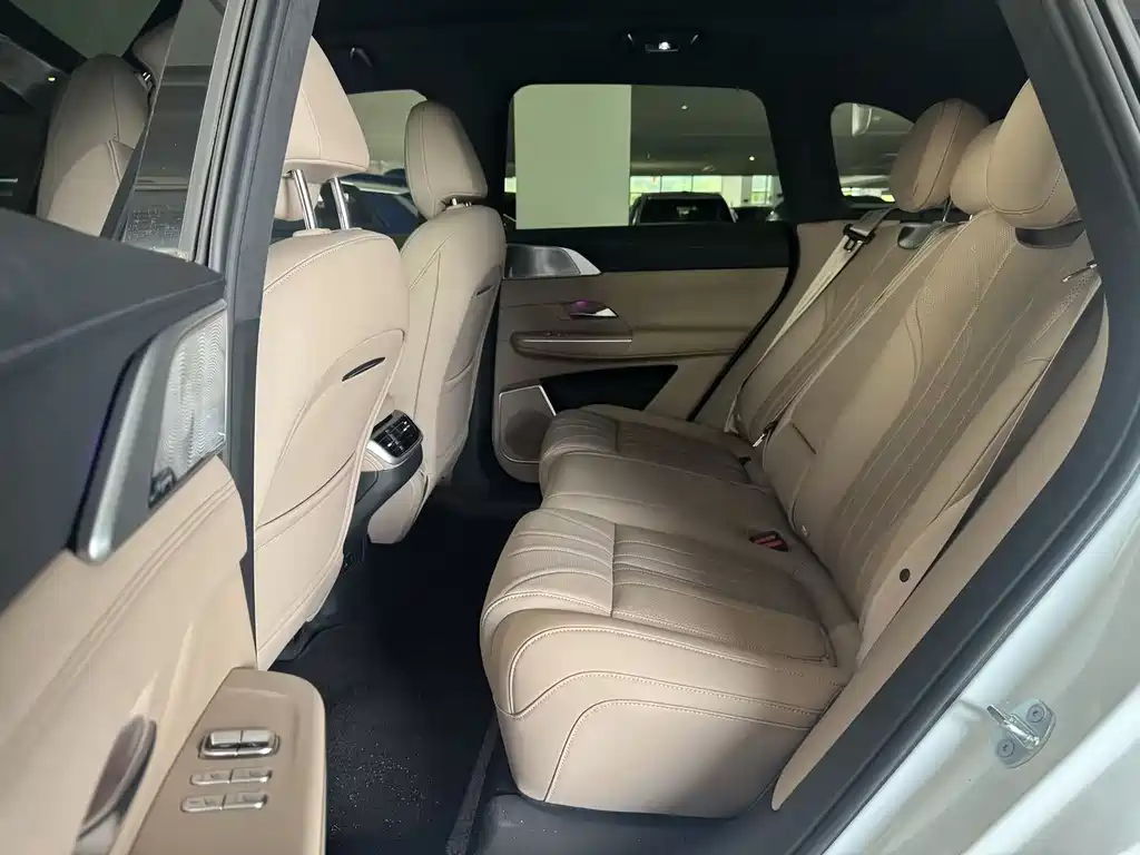 Xpeng G9 2025 725 Max