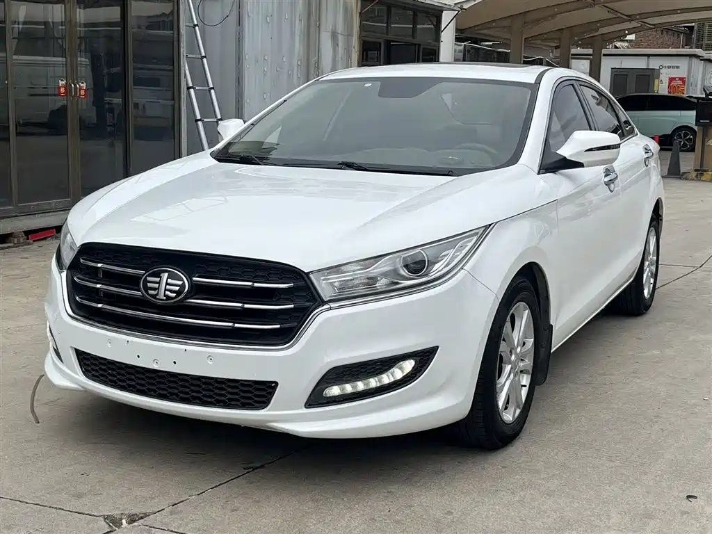 Купить Bestune B50