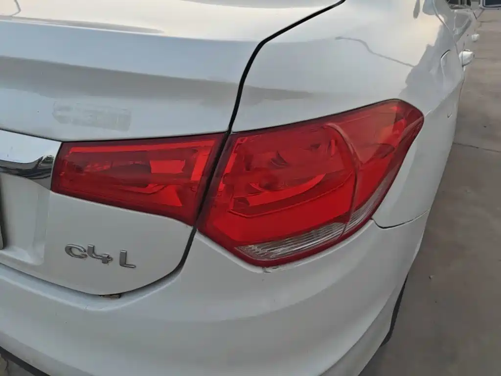 Citroen C4L — миниатюра 8