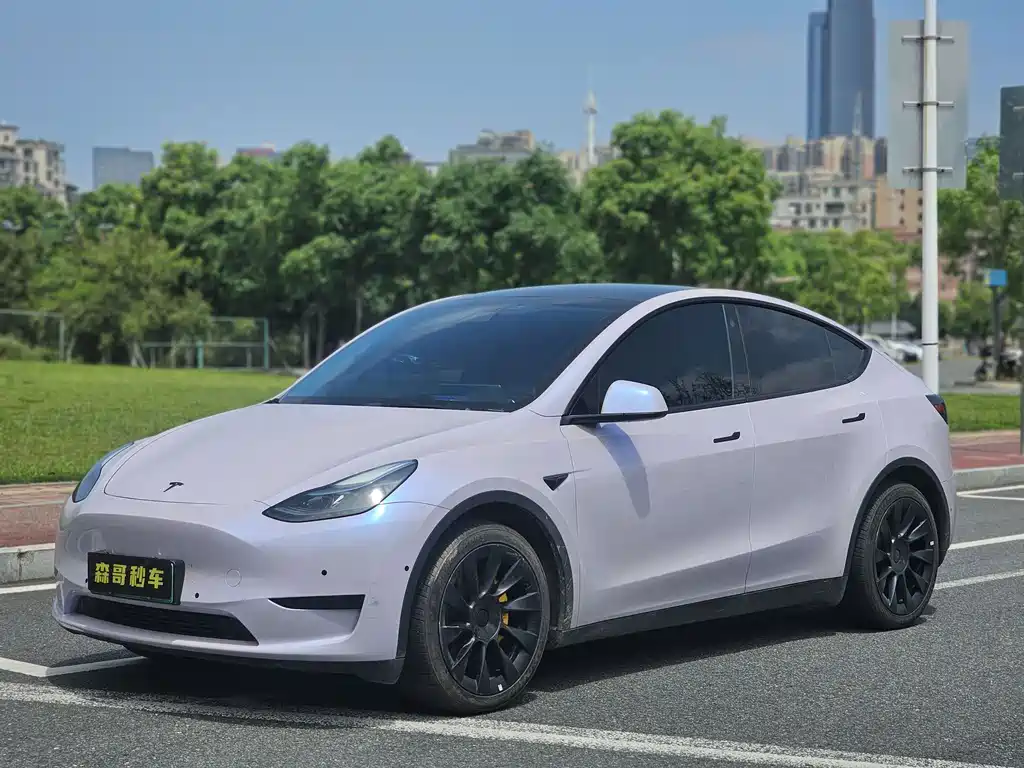 Tesla Model Y 2023