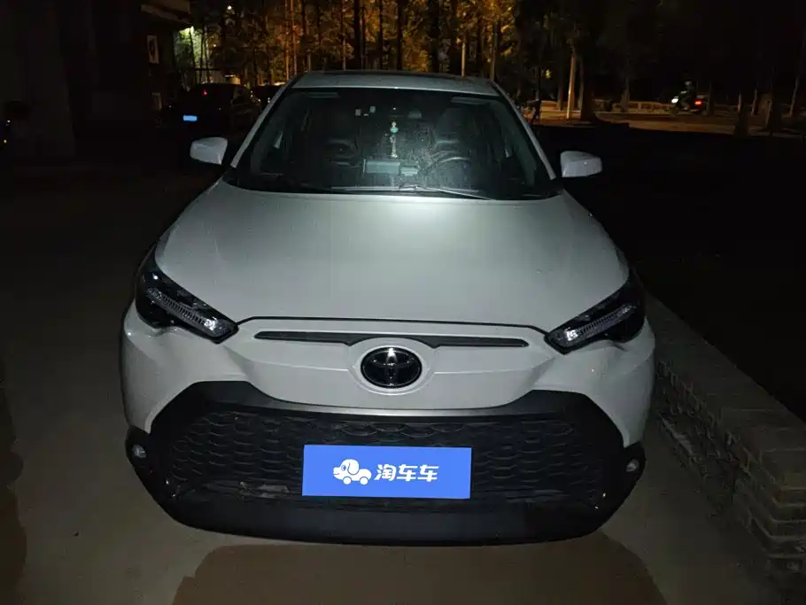 Toyota Frontlander — миниатюра 2