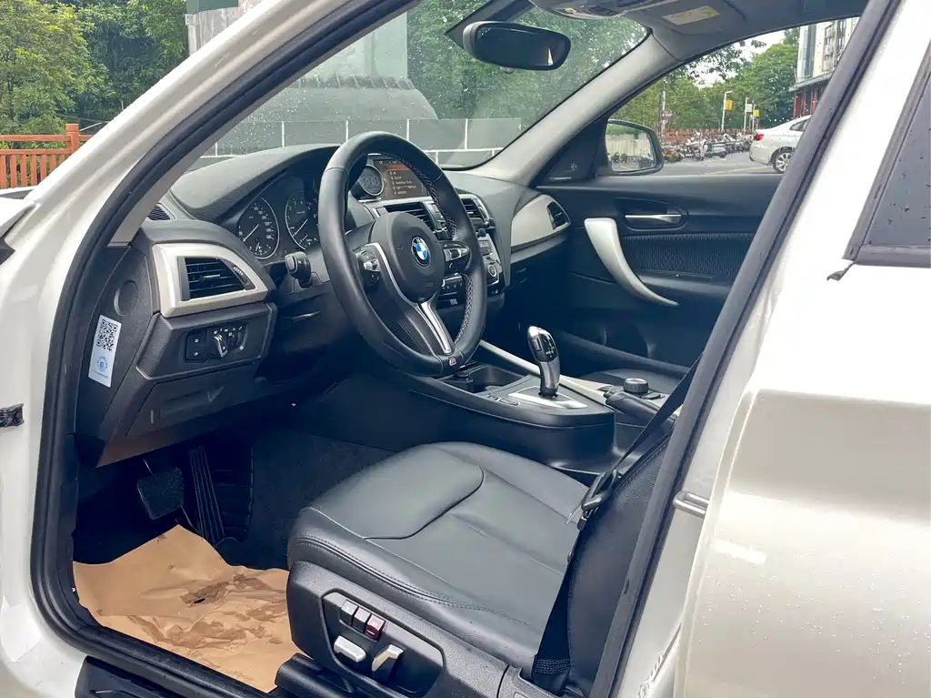 BMW 1 Series (Import) — миниатюра 15