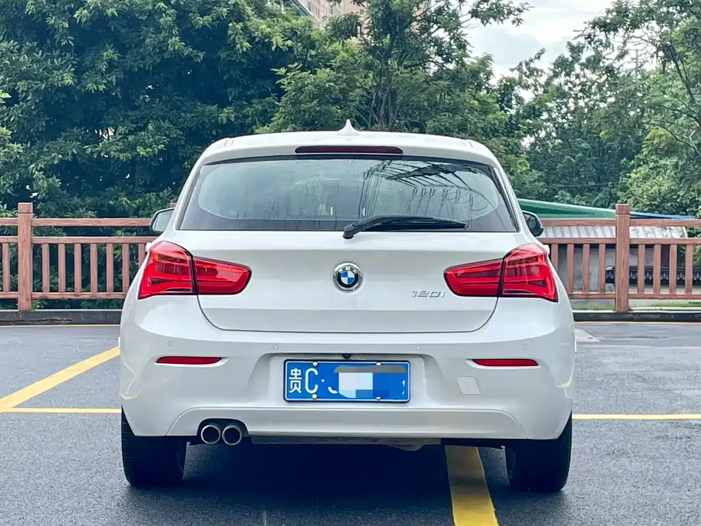 BMW 1 Series (Import) — миниатюра 5