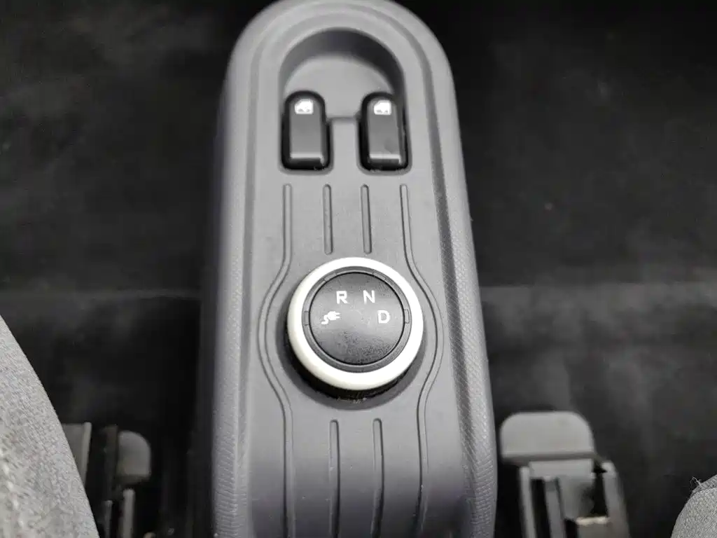 Wuling MINIEV — миниатюра 13